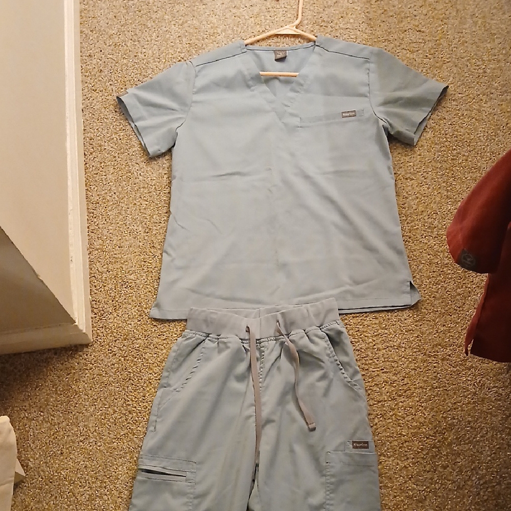 Cherokee Workwear Scrub Set in Light Blue